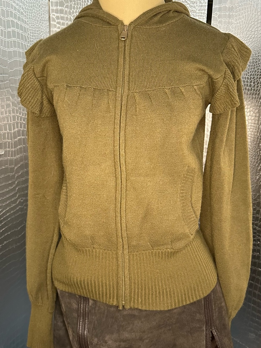 Tulle Olive Green Zip-Up Hooded Cardigan with Ruffle Shoulders